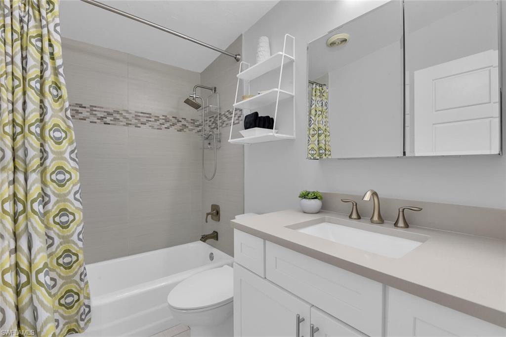2048 Harbor LN photo 20