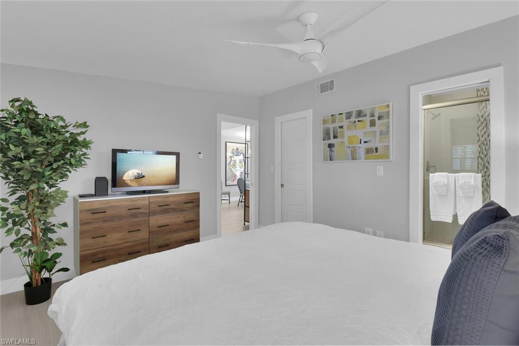 2048 Harbor LN photo 15
