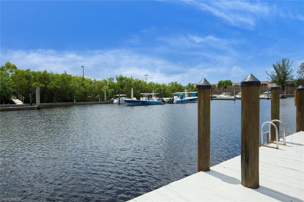 2048 Harbor LN photo 31