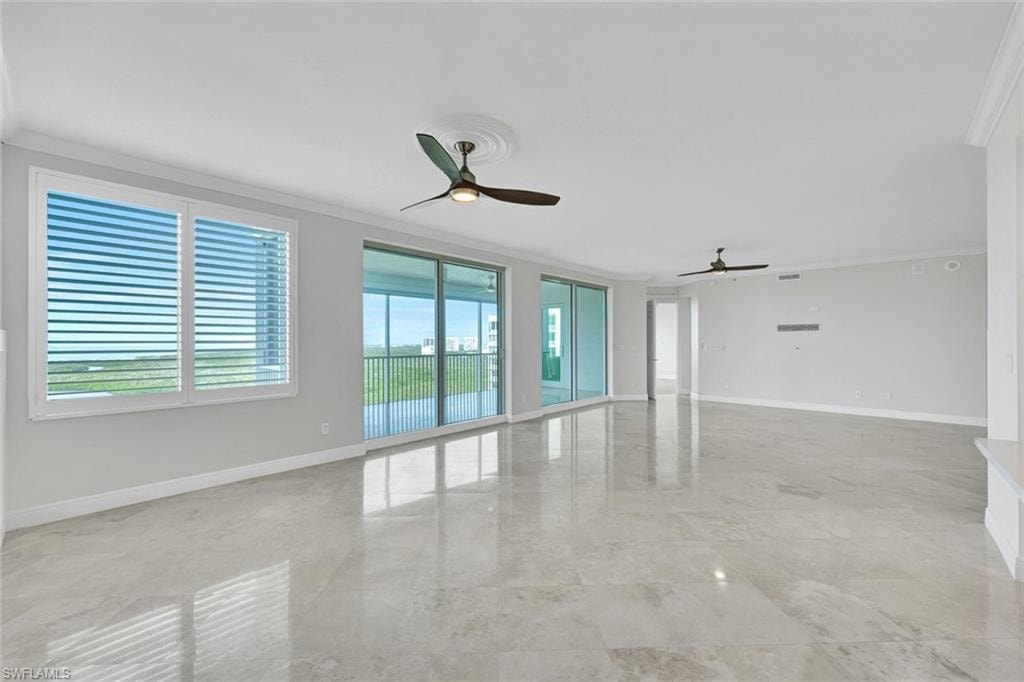 275 Indies WAY 1703 photo 7