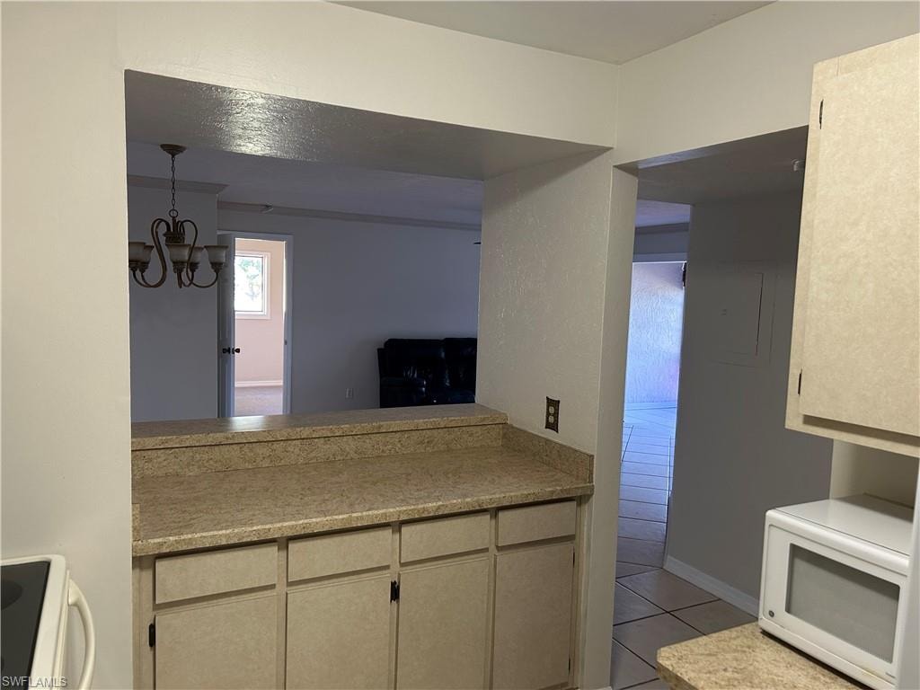 6494 Royal Woods DR 2 photo 8