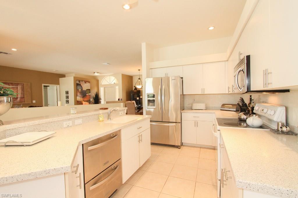 26343 Clarkston DR photo 7