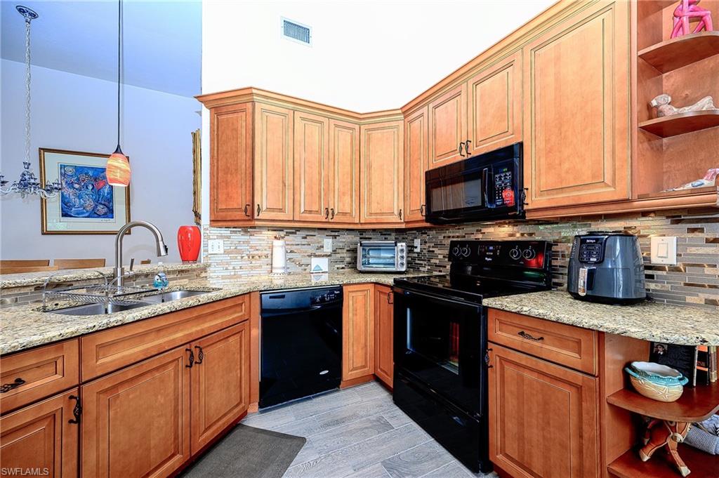 559 Beachwalk CIR U204 photo 11