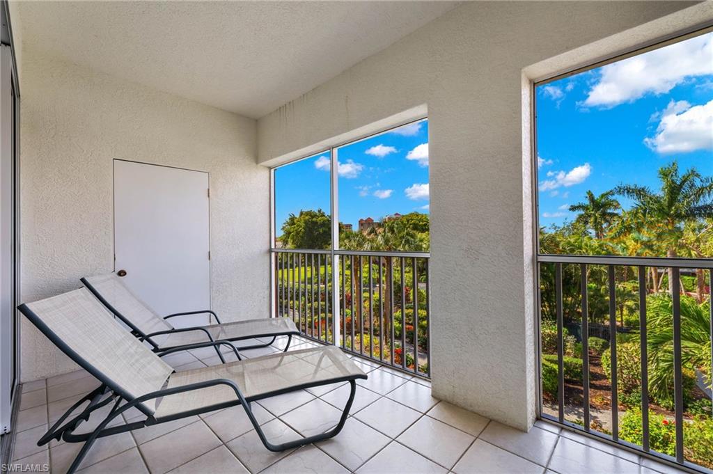 Large lanai with a very generous storage