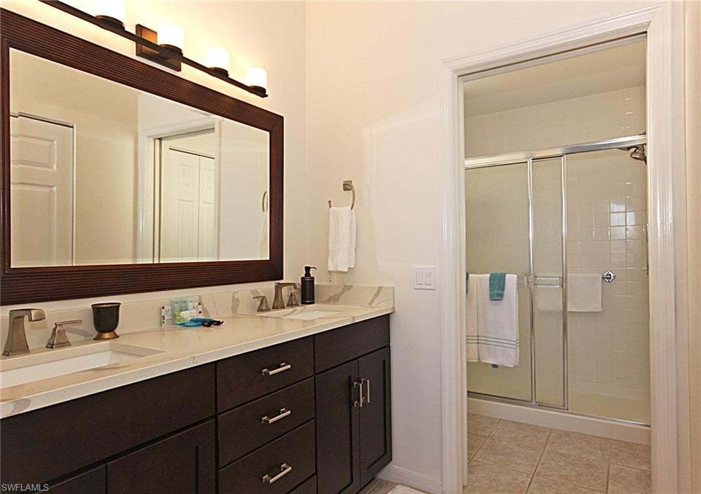 Master Bath,  Step-in Shower
