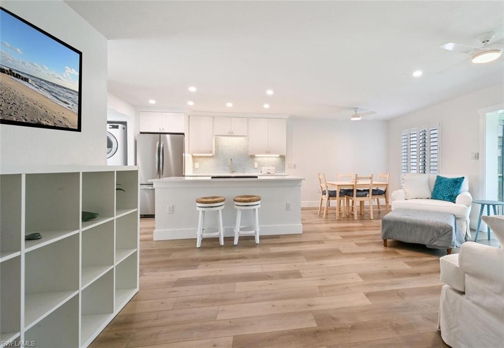 250 7th AVE S 202