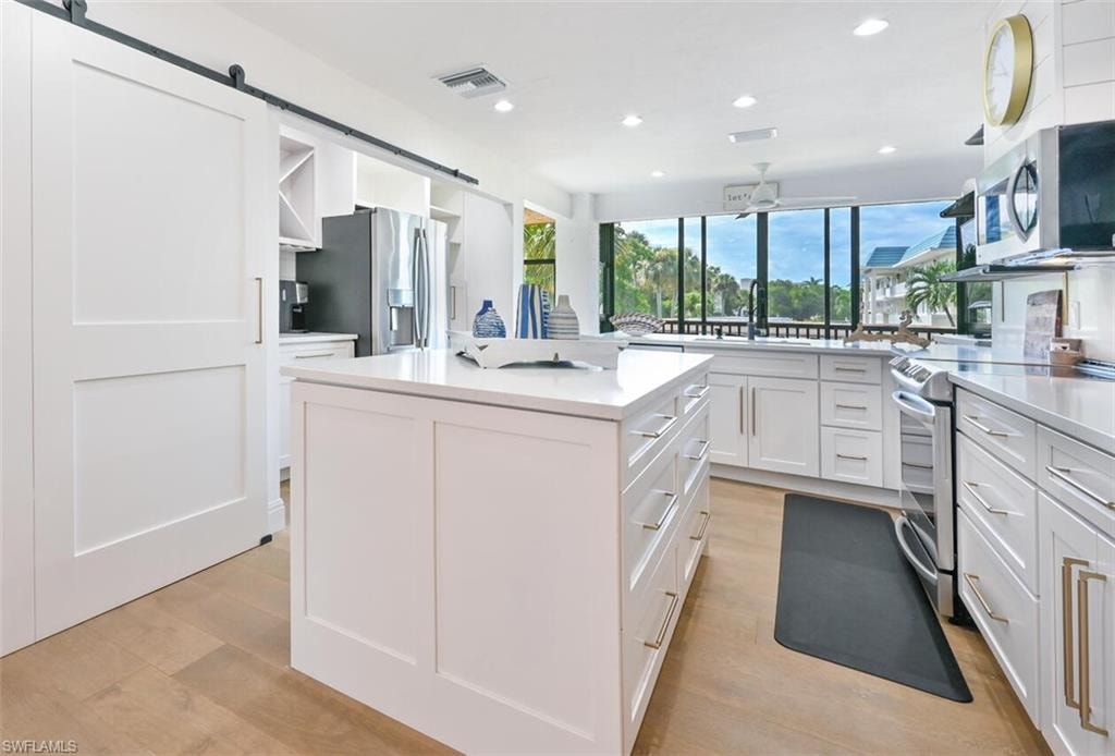 New Open-Concept Kitchen