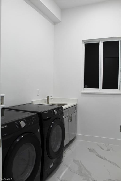 515 Broadway AVE photo 26