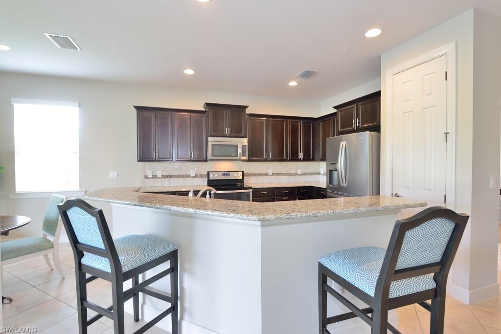 10271 Glastonbury CIR 102 photo 11