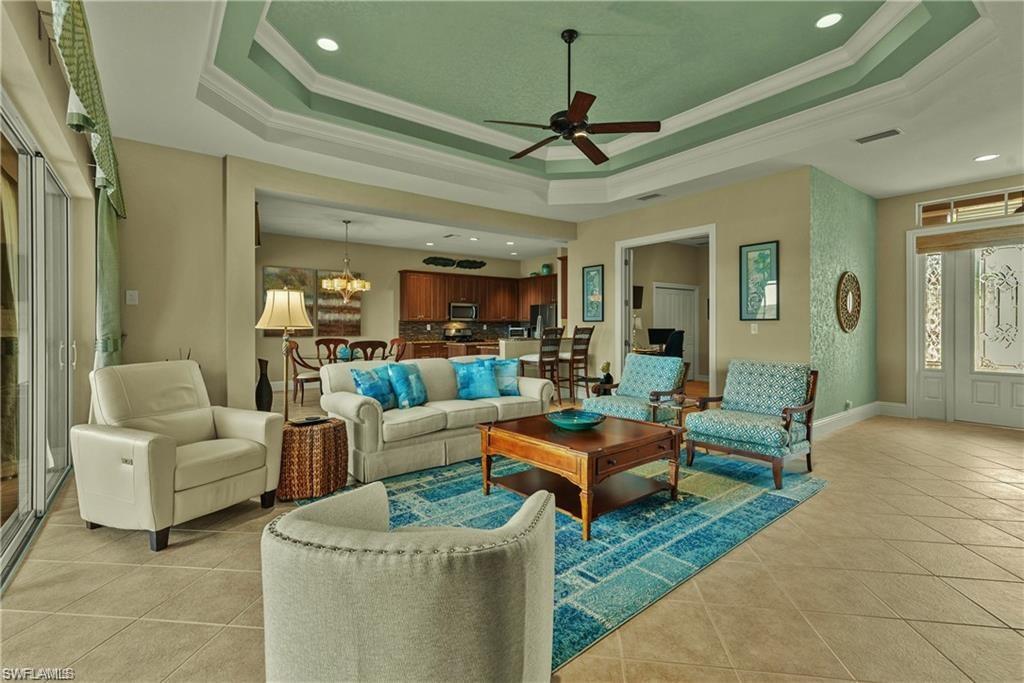 3131 Orangetree BEND