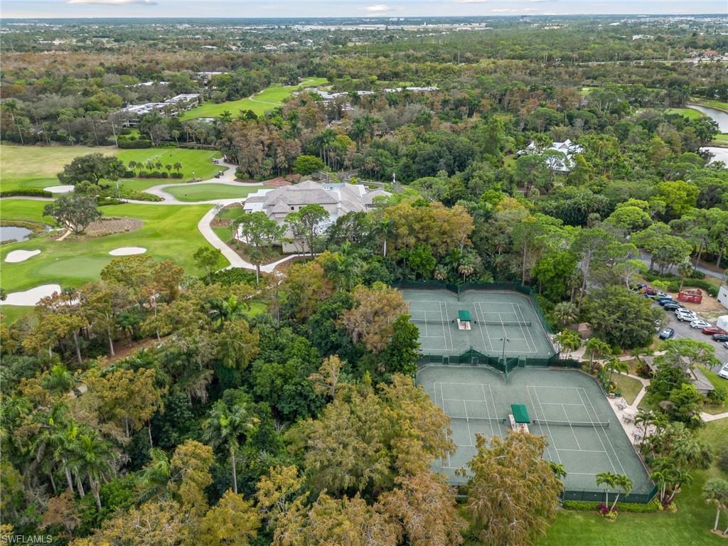 Four har-true tennis courts with a tennis pavillion!