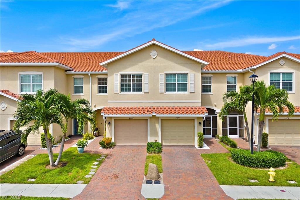2667 Blossom WAY