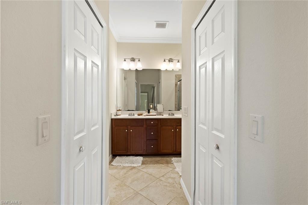2667 Blossom WAY photo 15