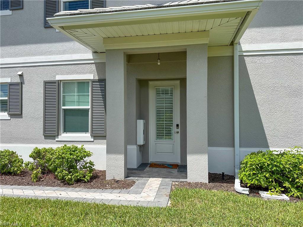 172 Indies DR E 8-102