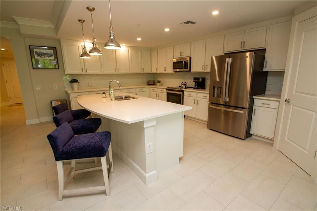 172 Indies DR E 8-102 photo 8