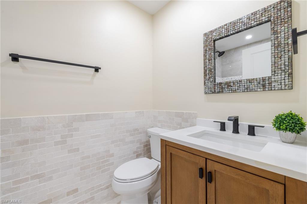 17329 Birchwood LN D photo 25