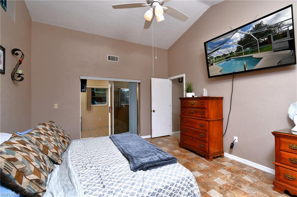 622 Weston RD photo 9