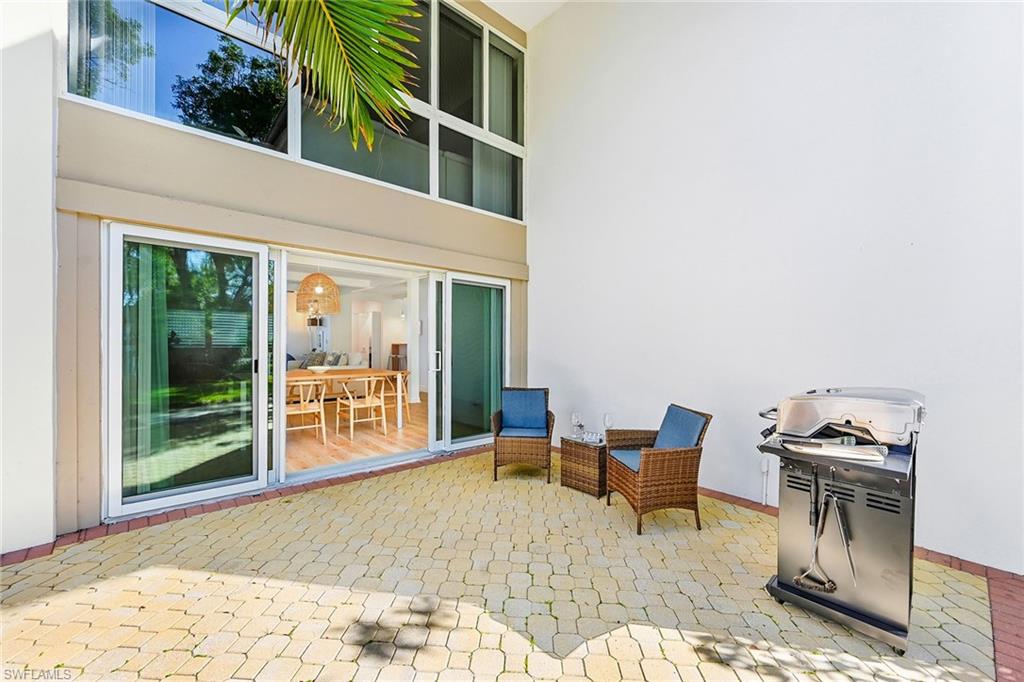 Patio Area with Gas Grill
