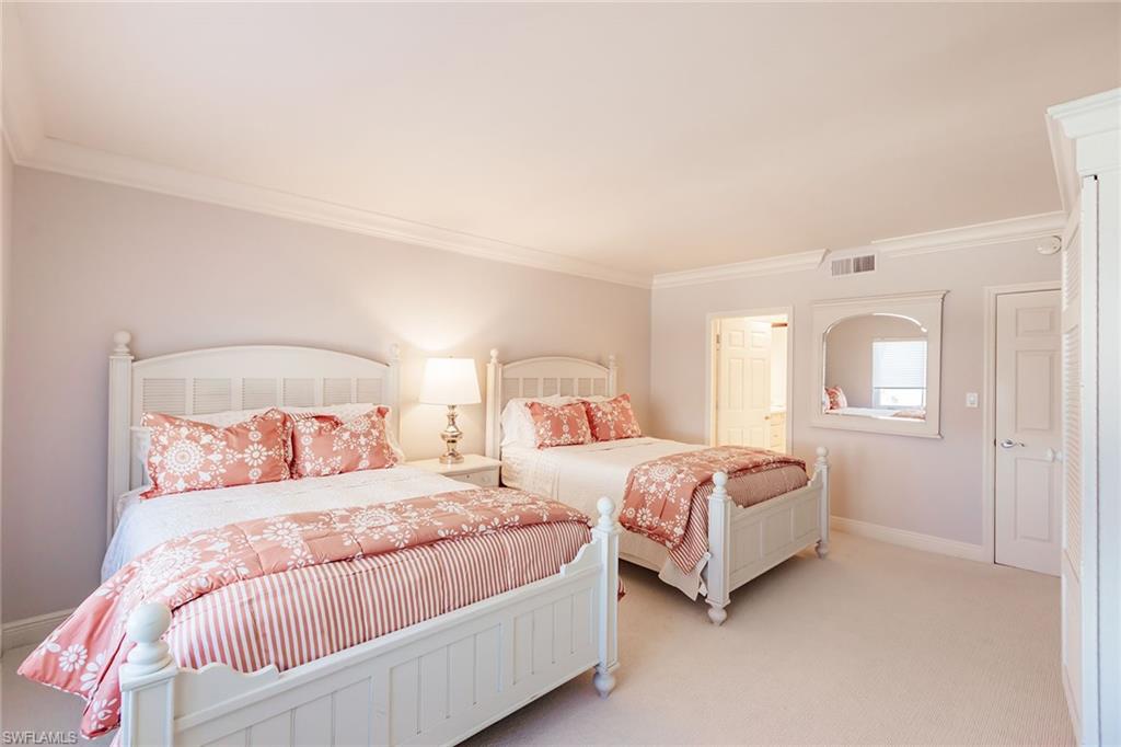 2885 Gulf Shore BLVD N 302 photo 28