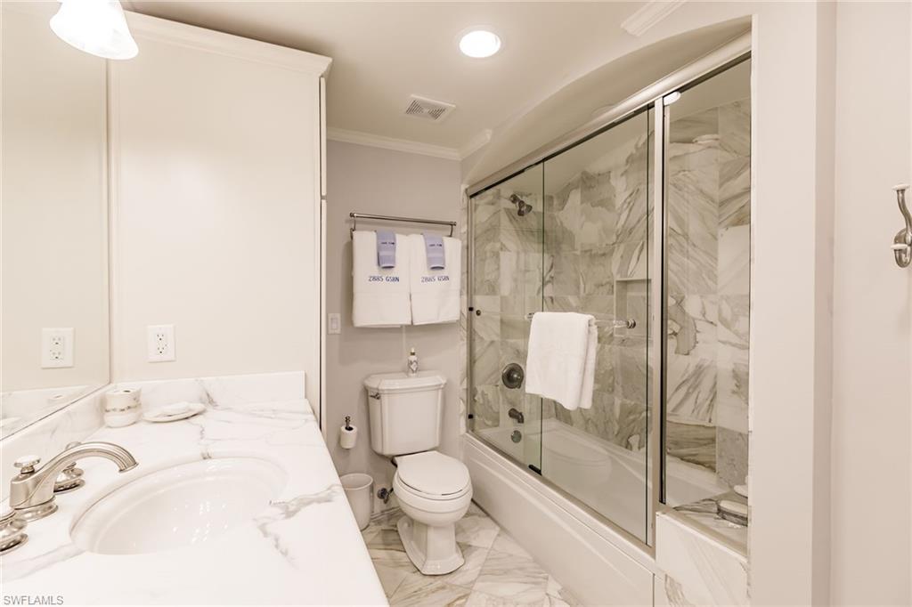 2885 Gulf Shore BLVD N 302 photo 30