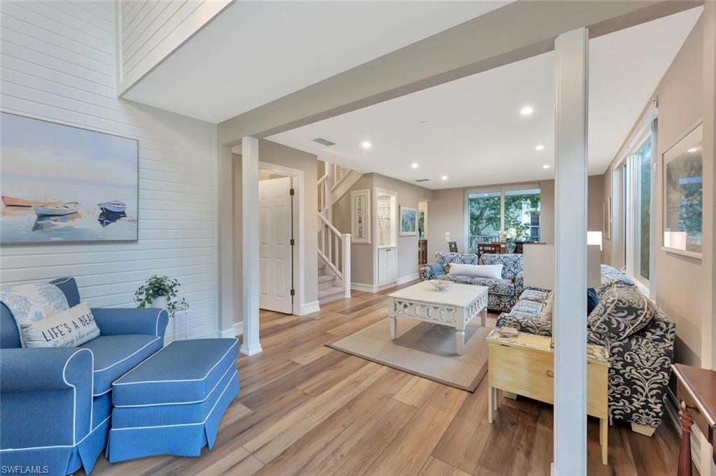 180 6th AVE S 3