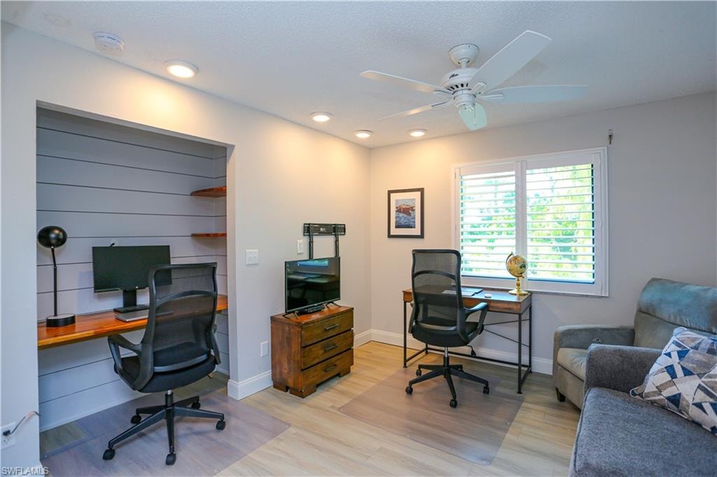 5733 Deauville CIR G308 photo 26