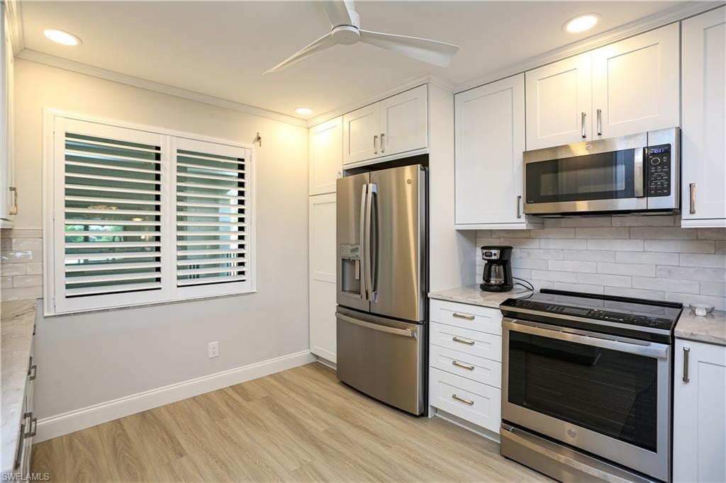 5733 Deauville CIR G308 photo 34