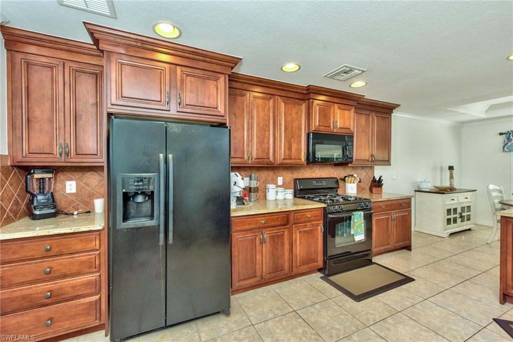 9051 Astonia WAY photo 10