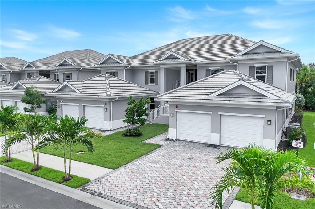 280 Indies DR E 101,102,201,202