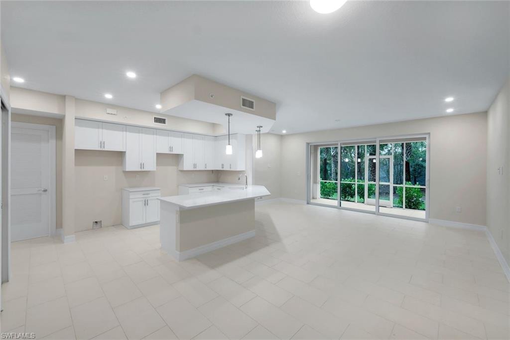 280 Indies DR E 101,102,201,202 photo 17