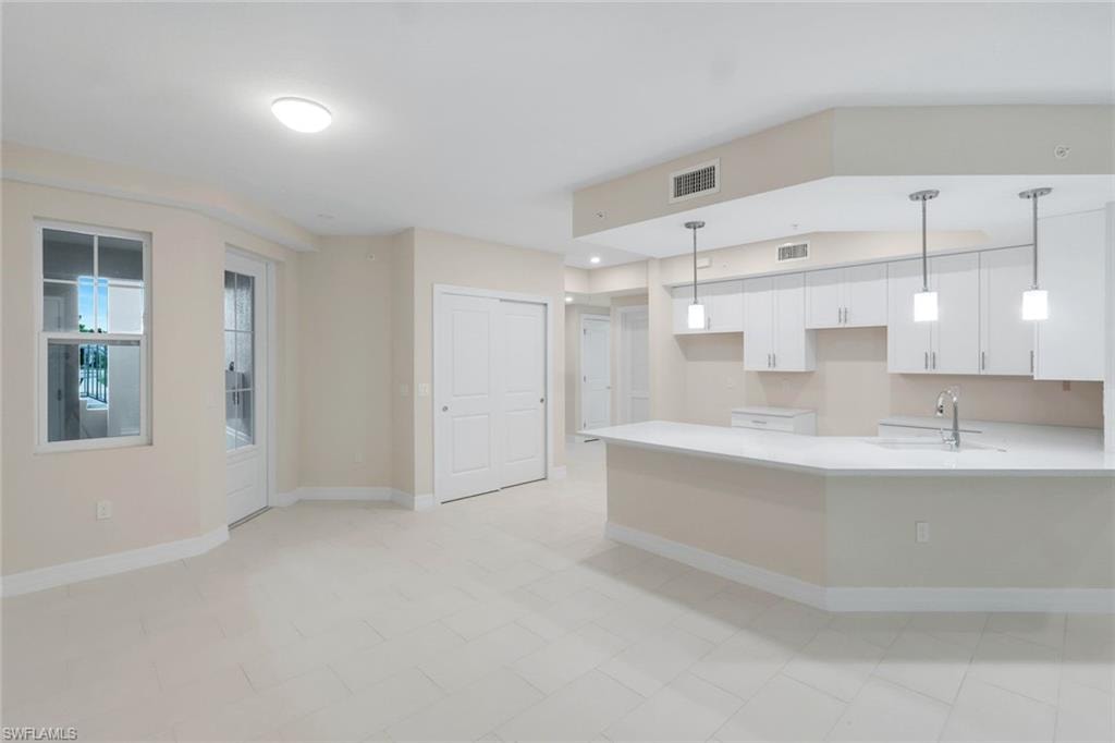280 Indies DR E 101,102,201,202 photo 20