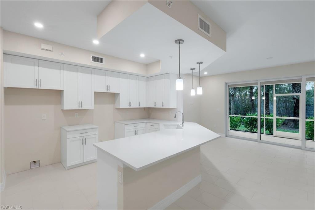 280 Indies DR E 101,102,201,202 photo 18