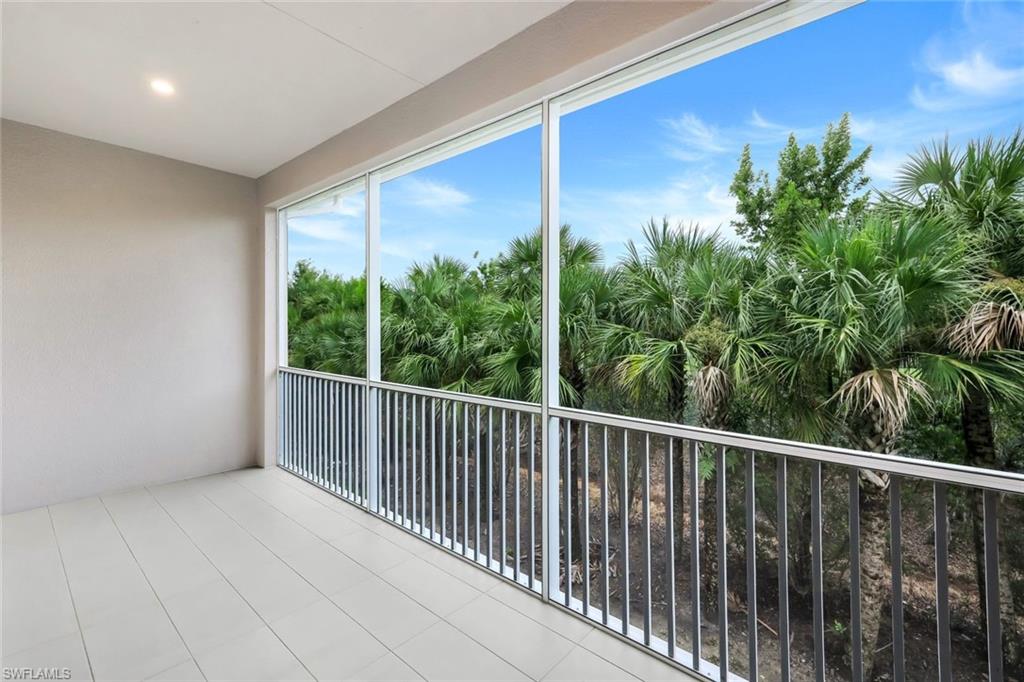 Upper Level Balcony