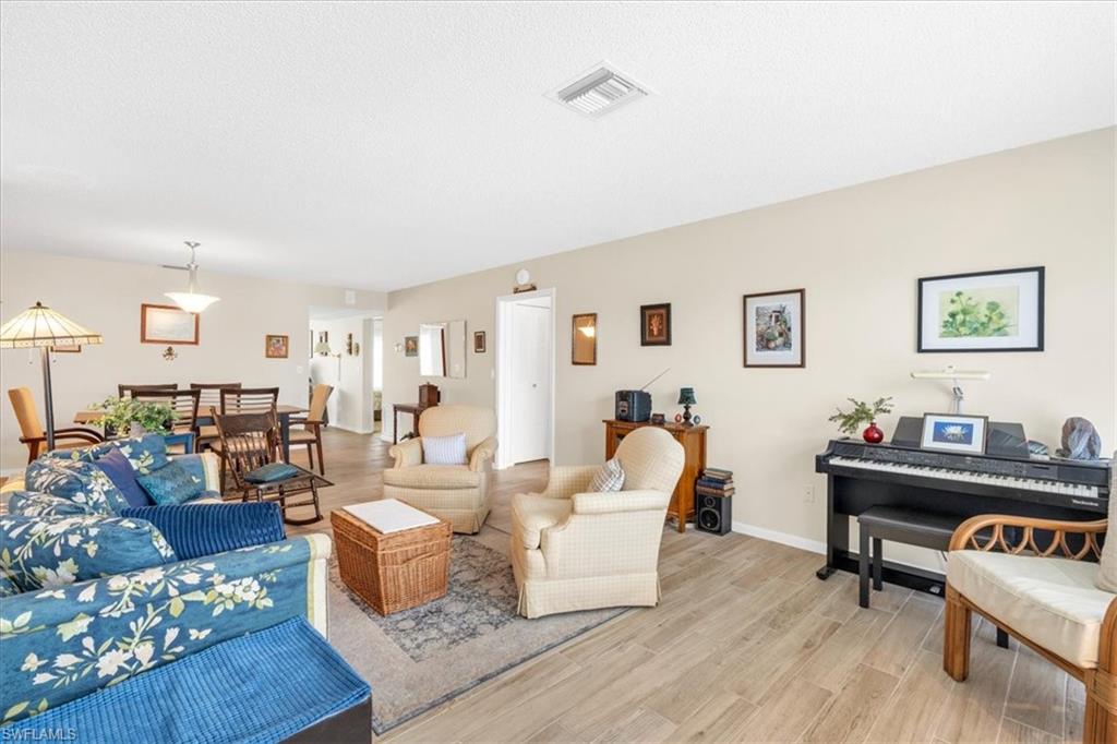 1376 S Brandywine CIR 4