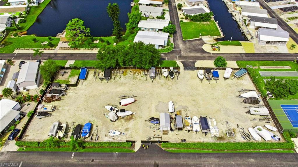 4769 Tahiti DR photo 23