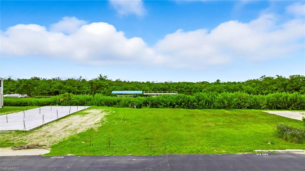 4769 Tahiti DR photo 6