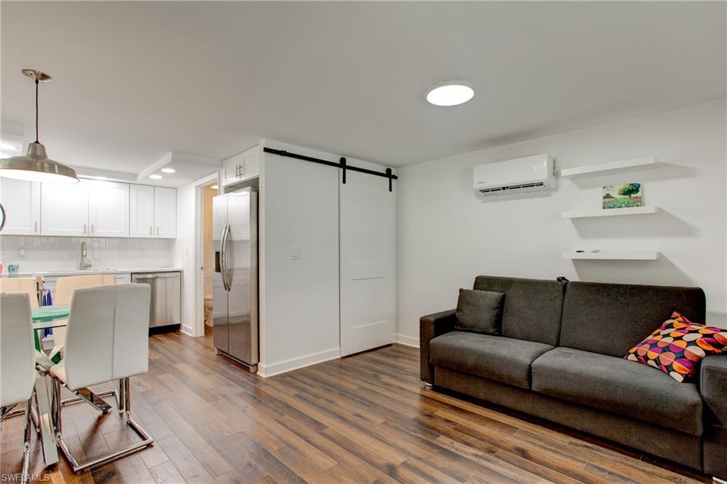 126 Andre Mar DR photo 9