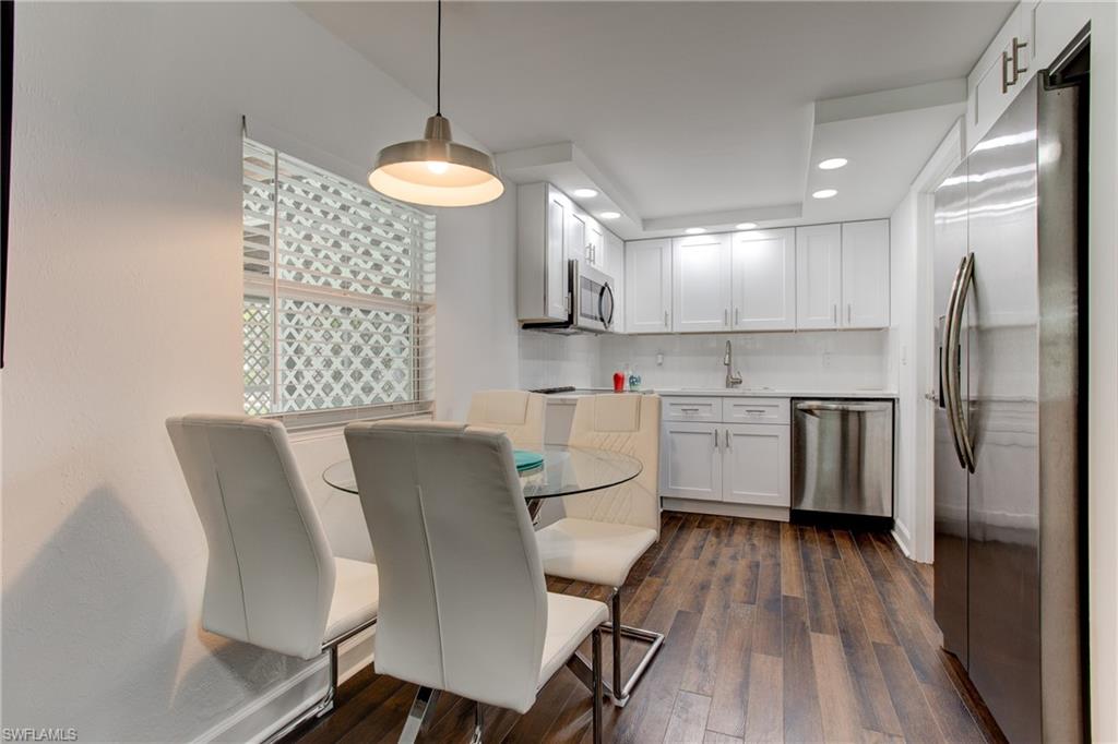 126 Andre Mar DR photo 10