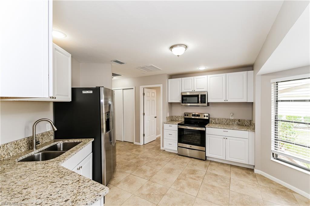 1005 SW 22nd TER