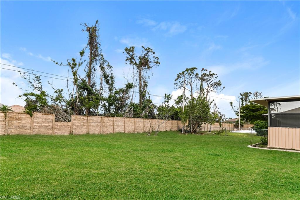 1005 SW 22nd TER photo 15