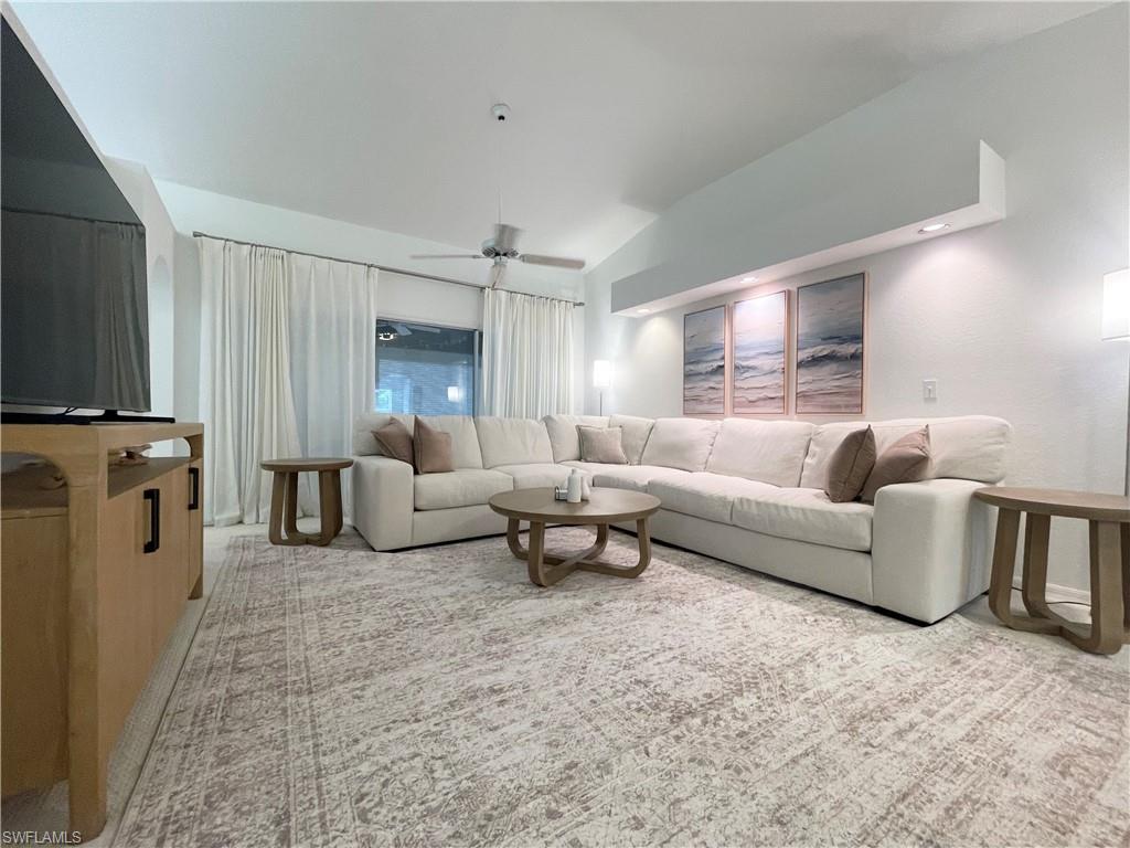341 Emerald Bay CIR T5