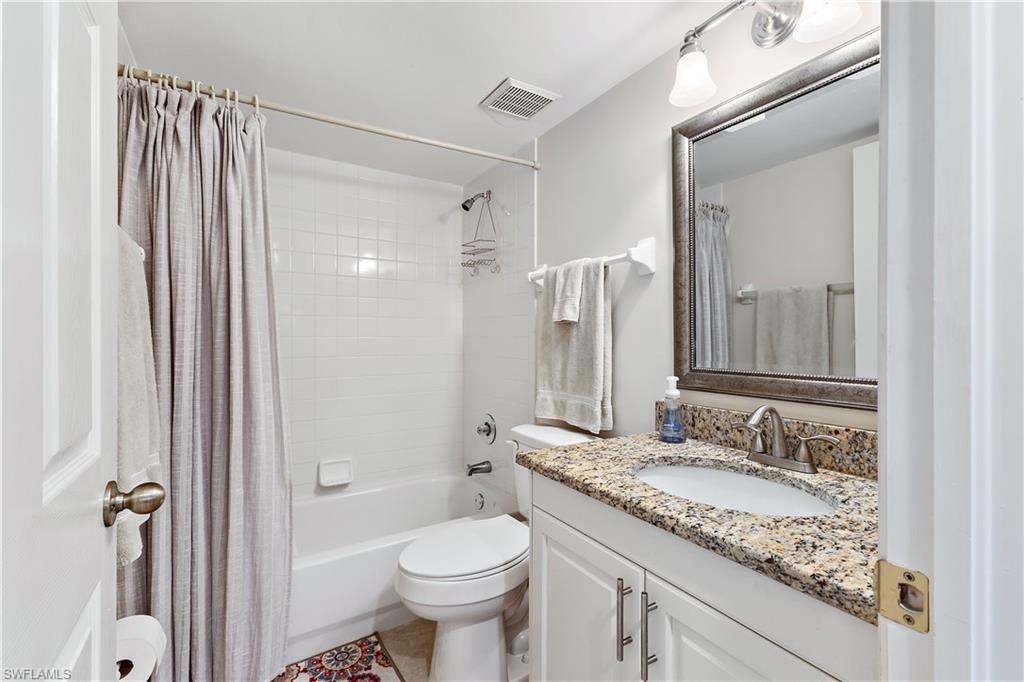 1001 Eastham WAY C-206 photo 19