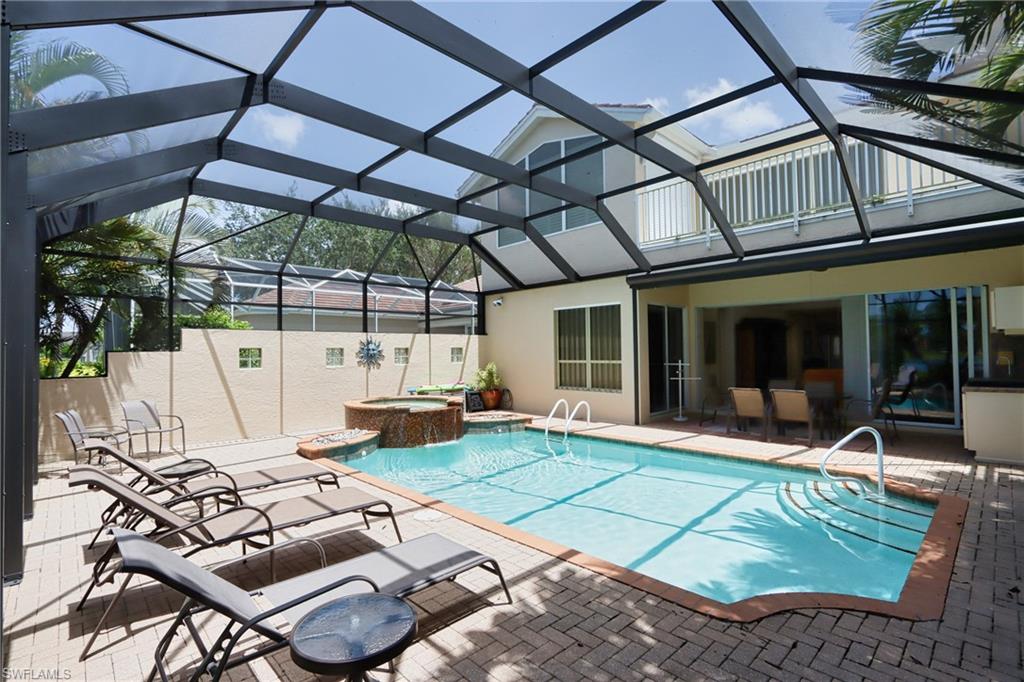 Alternate Pool/Spa & Screened Lanai Deck Area View