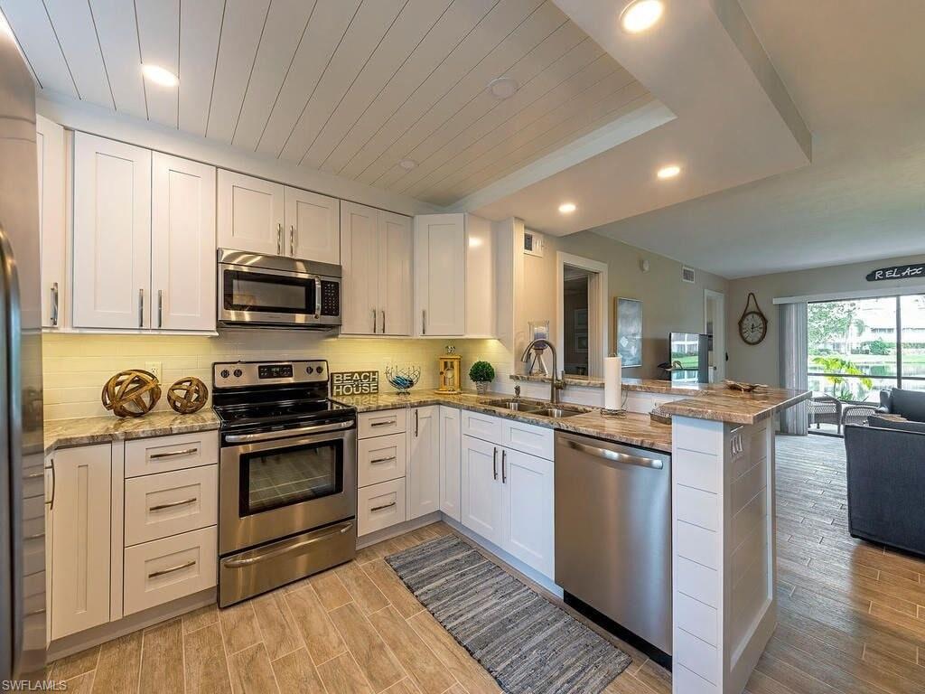 900 Misty Pines CIR 203
