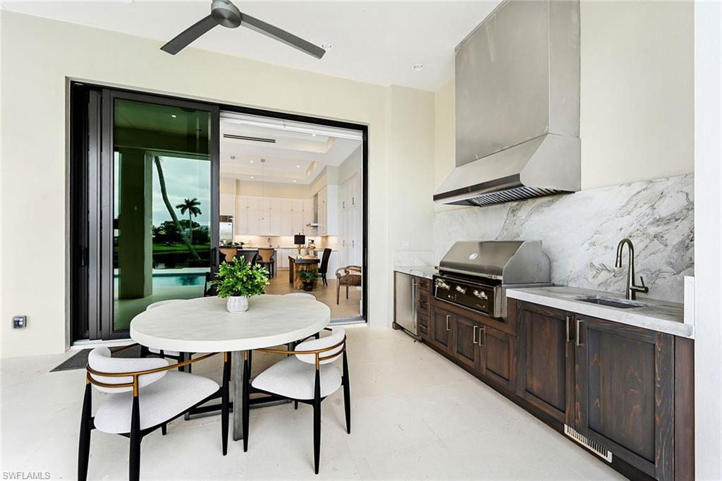Outdoor Kitchen
