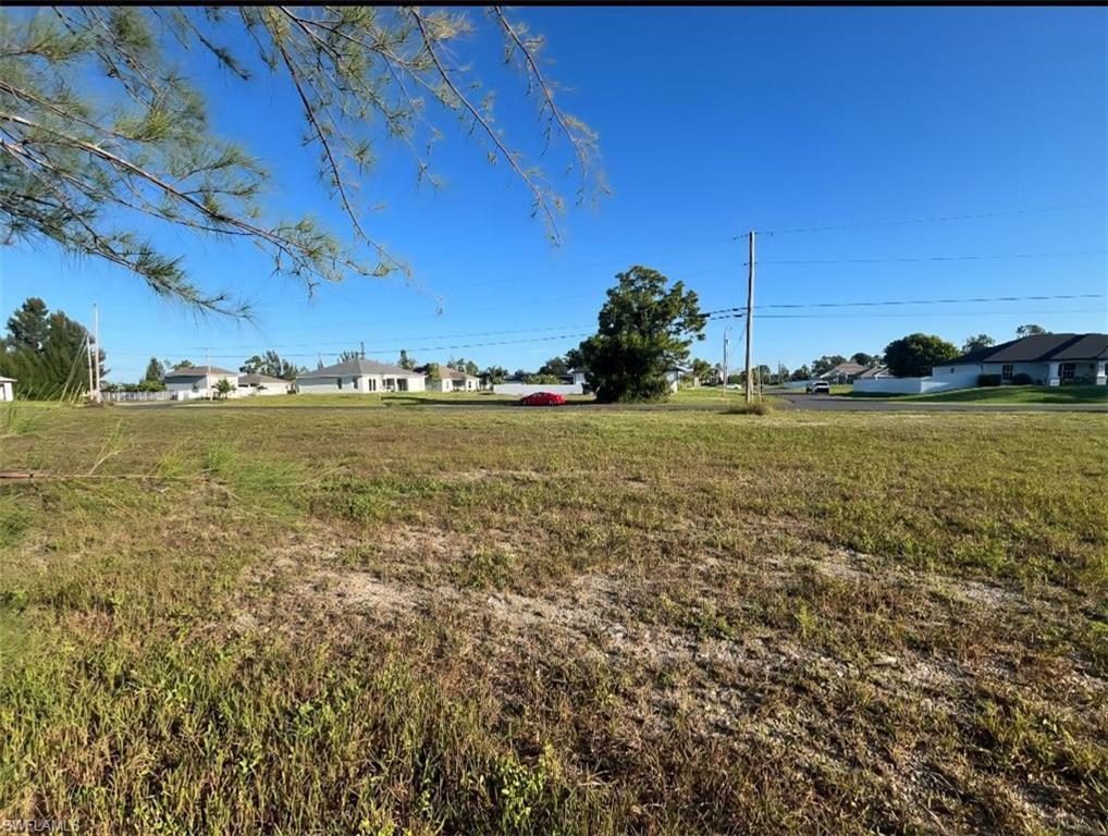 2130 35th LN