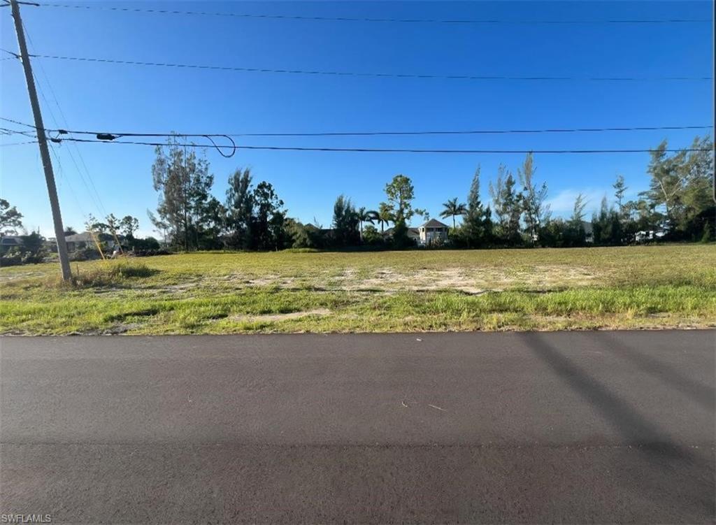 2130 35th LN