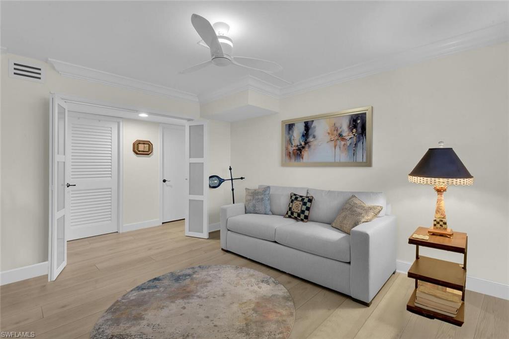 222 Harbour DR 403 photo 22