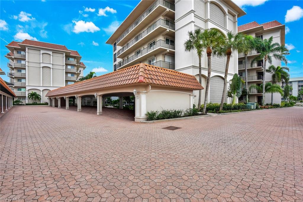 222 Harbour DR 403 photo 40