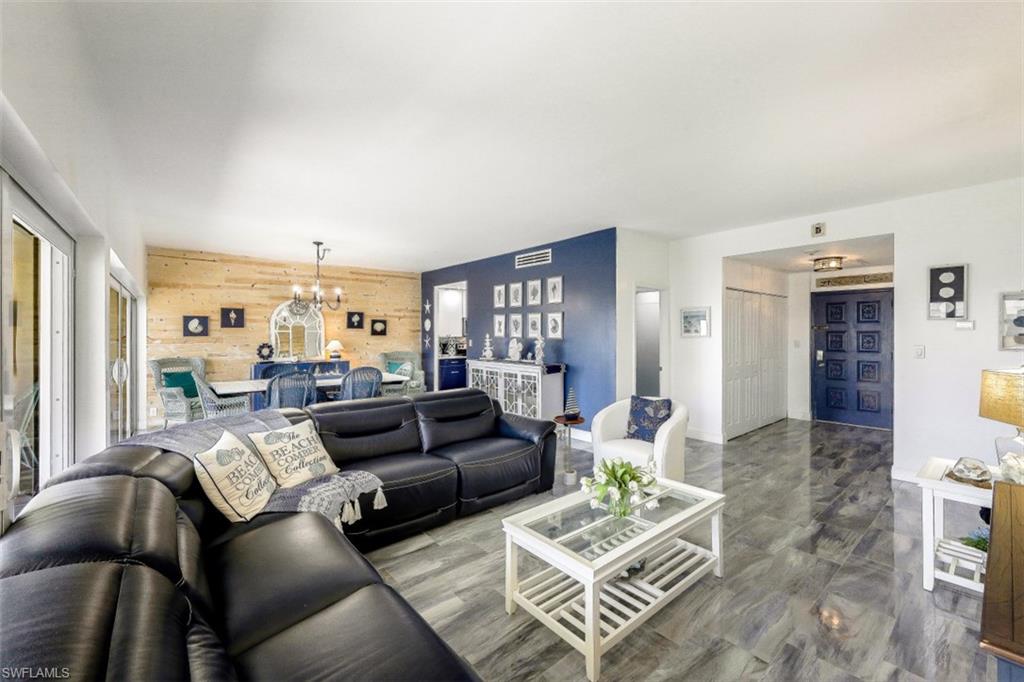 1 Bluebill AVE 803 photo 6